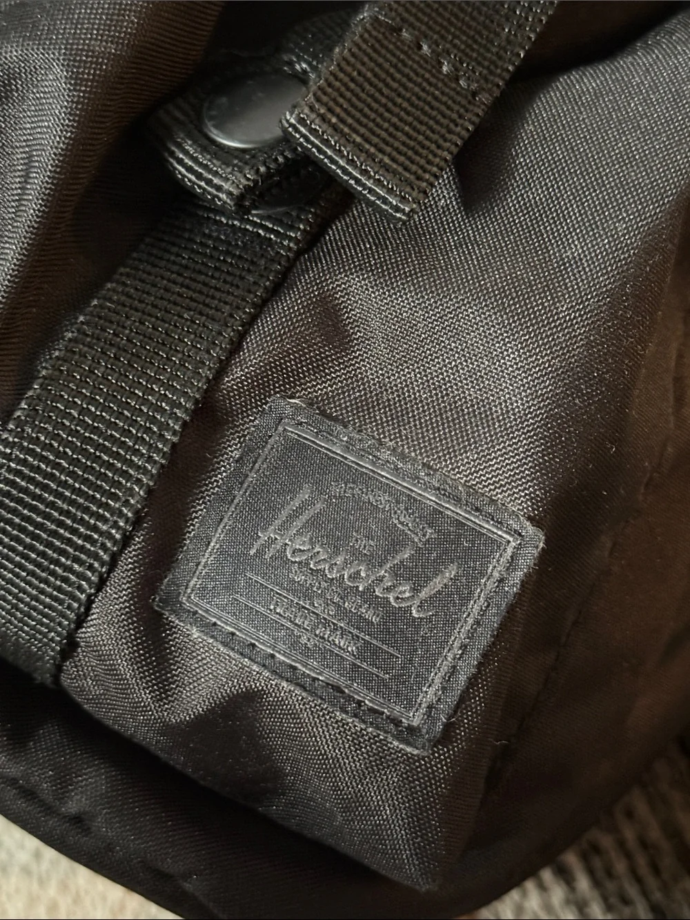 Herschel Adult Size Black Backpack New!